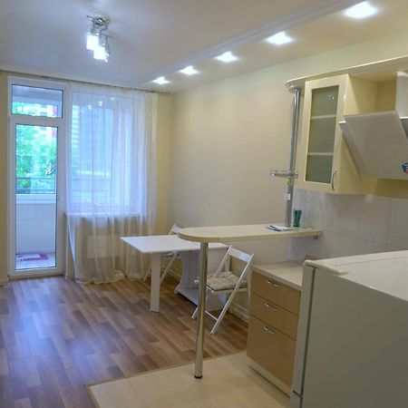Посуточная Аренда Квартиры М. Левобережная Kiev Exterior foto